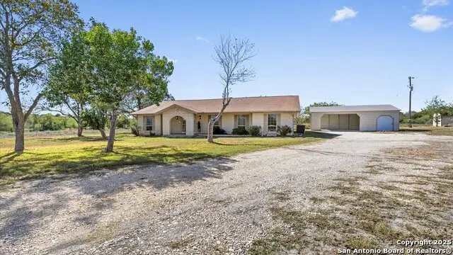 7974 Green Valley Rd, Marion, TX 78124 - #2