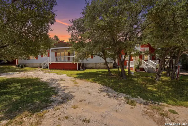 942 Leaning Oak, Spring Branch, TX 78070
