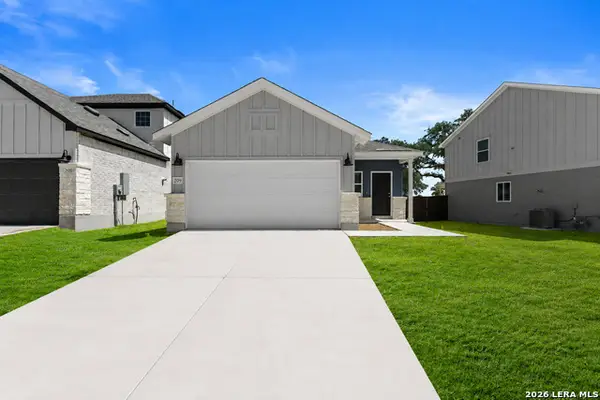 209 Jersey Ln, Boerne, TX 78006