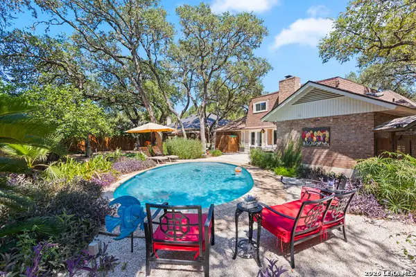 11207 Whispering Wind St, San Antonio, TX 78230