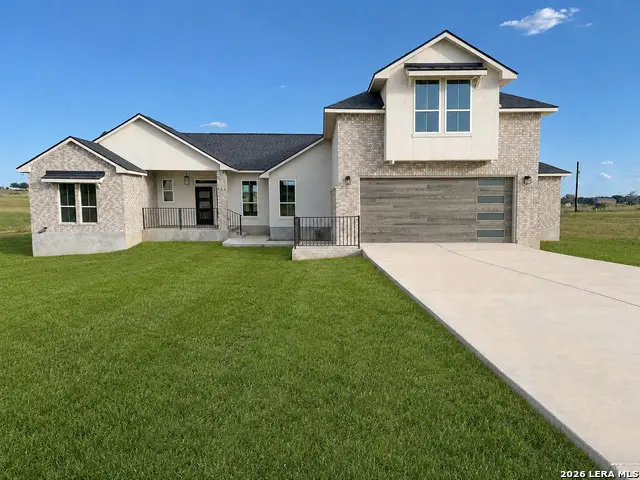 197 Lakeview Cir, La Vernia, TX 78121 - #1
