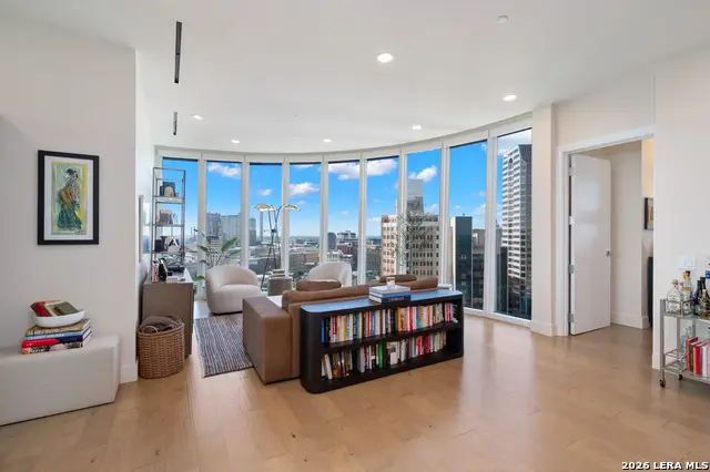123 Lexington #APT 1406, San Antonio, TX 78205 - #1