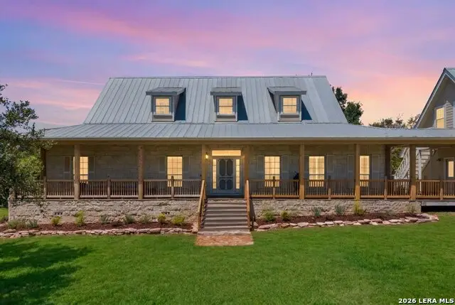 1405 Countryside Bnd, Fredericksburg, TX 78624 - #2