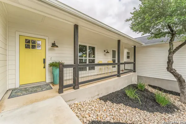 1174 Desiree St, Canyon Lake, TX 78133