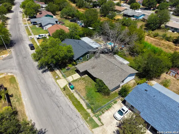 5911 Stoney Creek, San Antonio, TX 78242