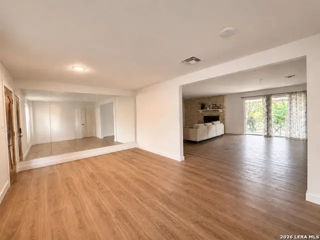 4018 Mooresfield St, San Antonio, TX 78217 - #2