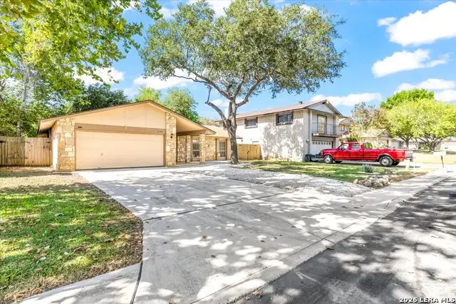 6126 Lyngrove St, San Antonio, TX 78249 - #3