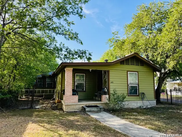611 Thomas Jefferson Dr, San Antonio, TX 78228 - #2