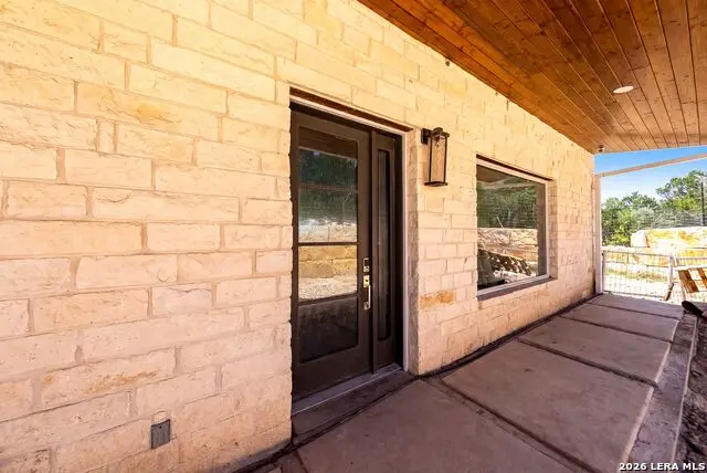 225 Arrowhead Ln, Pipe Creek, TX 78063 - #3