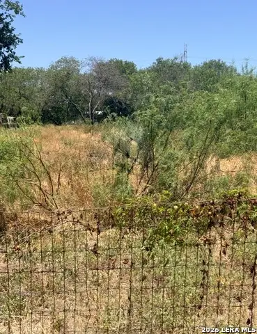 343 Menefee Blvd, San Antonio, TX 78207 - #3