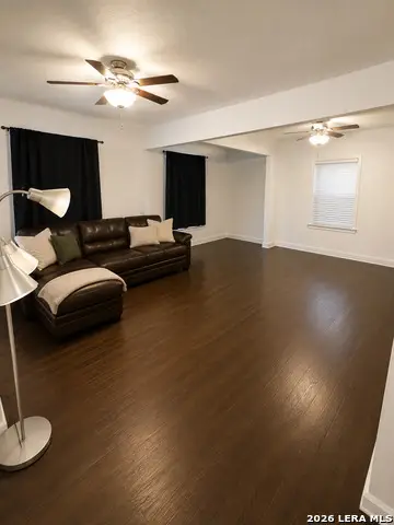 315 W Southcross Blvd, San Antonio, TX 78221 - #3