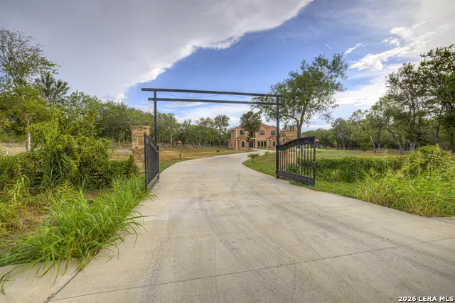 11192 Fm 466, Seguin, TX 78155 - #2