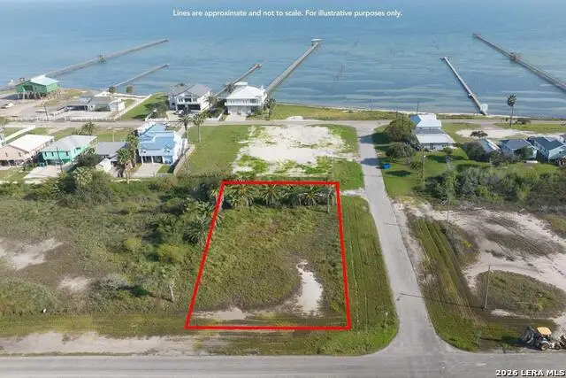 1132 S Magnolia St, Rockport, TX 78382 - #1