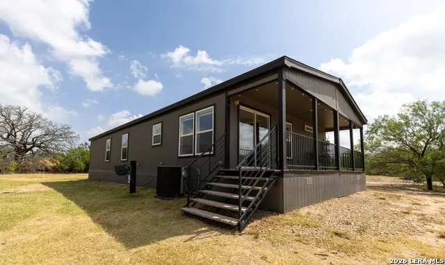 287 County Road 7712, Devine, TX 78016 - #1