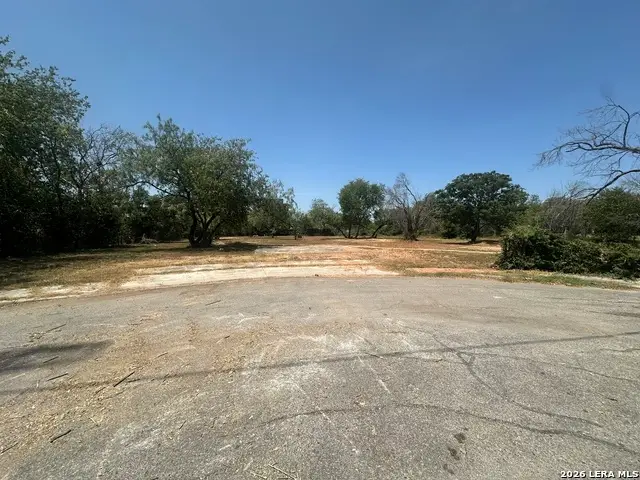 1143 Sw 35th St, San Antonio, TX 78237 - #1