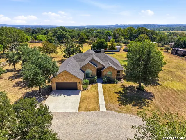300 Verde Hills Dr, Center Point, TX 78010 - #1