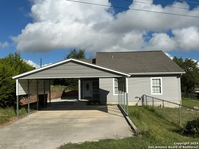 420 Canyon Edge, Canyon Lake, TX 78133 - #1