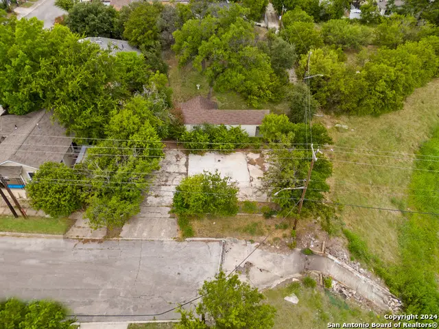 713 N Navidad St, San Antonio, TX 78207 - #3