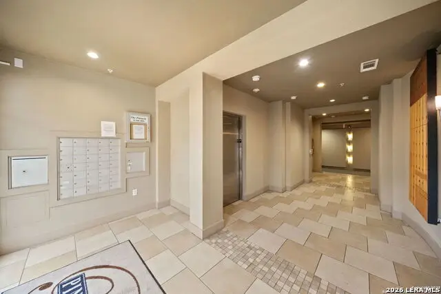 7342 Oak Manor Dr #1205, San Antonio, TX 78229 - #2
