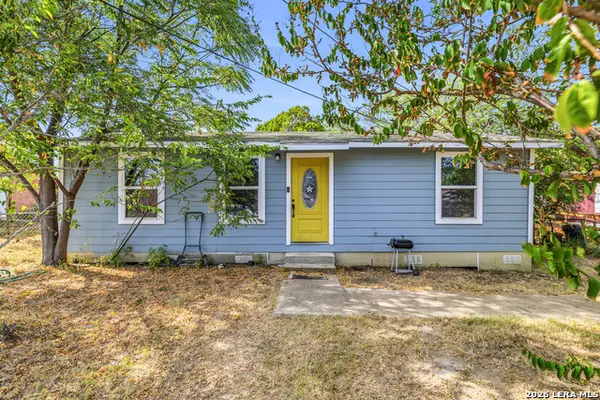 937 Avenue K, Poteet, TX 78065