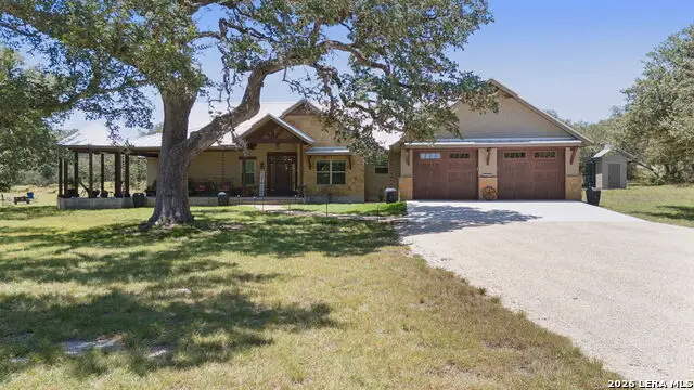 70 Richter Rd, Boerne, TX 78006 - #2