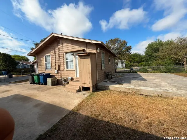 3123 Mars St, San Antonio, TX 78226 - #2