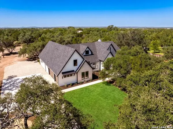9923 Saxet Dr, Boerne, TX 78006