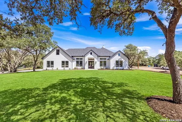 10005 Saxet Dr, Boerne, TX 78006