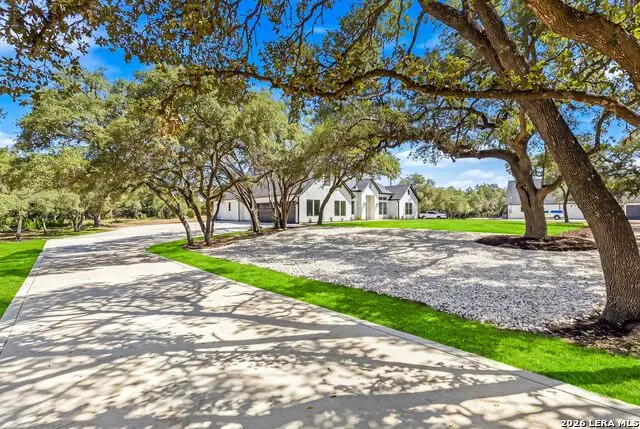 10005 Saxet Dr, Boerne, TX 78006 - #2