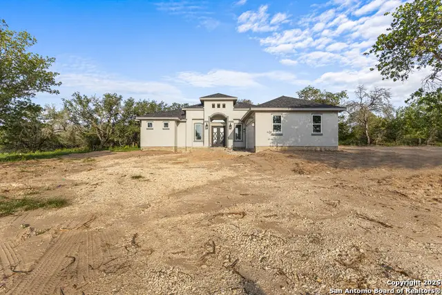 114 Cr 6875, Natalia, TX 78059 - #2