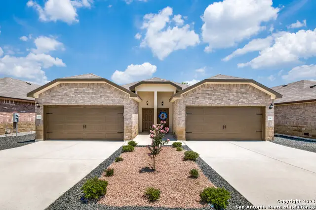 328/330 Emma Dr, New Braunfels, TX 78130 - #1