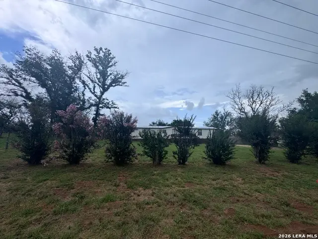 148 Hickory Hill Dr, La Vernia, TX 78121 - #2