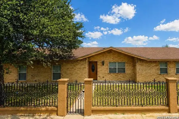 1203 N Bibb Ave, Eagle Pass, TX 78852