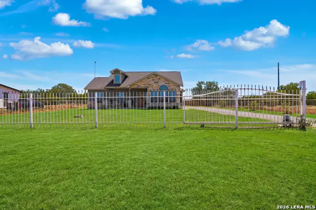 7306 Tiff Nicole Ln, Von Ormy, TX 78073 - #2