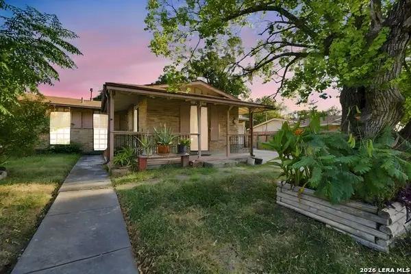 4422 Bikini Dr., San Antonio, TX 78218