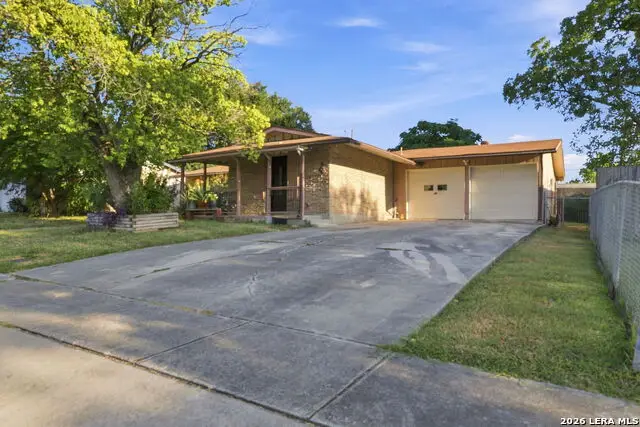 4422 Bikini Dr., San Antonio, TX 78218 - #3