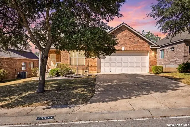 19511 Highgrove Ln, San Antonio, TX 78258 - #1