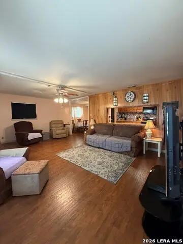 6007 Stonybrook Dr, San Antonio, TX 78242 - #2