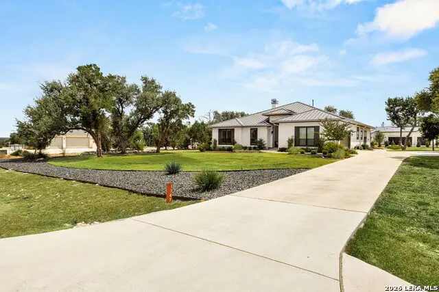 1147 Powder Ridge Rd, New Braunfels, TX 78132 - #2
