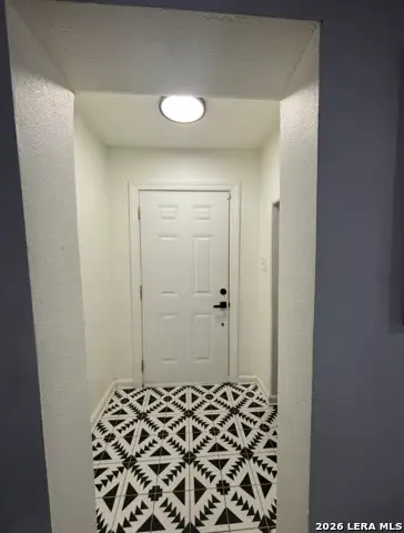 129 Halliday, San Antonio, TX 78210 - #2
