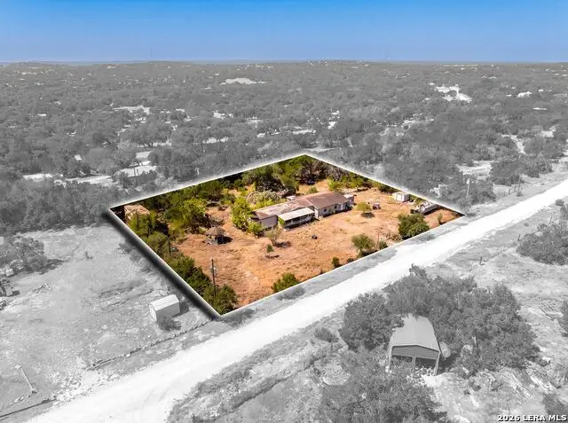 990 Hillcrest Trl, Spring Branch, TX 78070 - #1