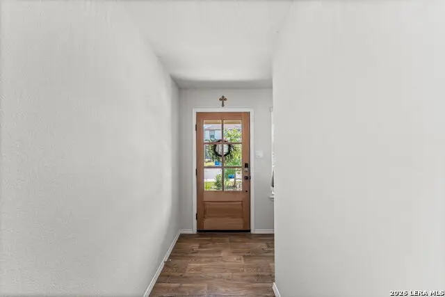 233 Legendary Trail Loop, Floresville, TX 78114 - #2