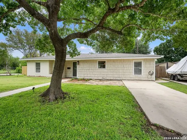 542 Brightwood Pl, San Antonio, TX 78209 - #3