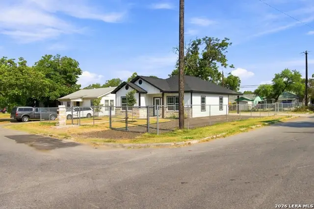 535 Greer St, San Antonio, TX 78210 - #2
