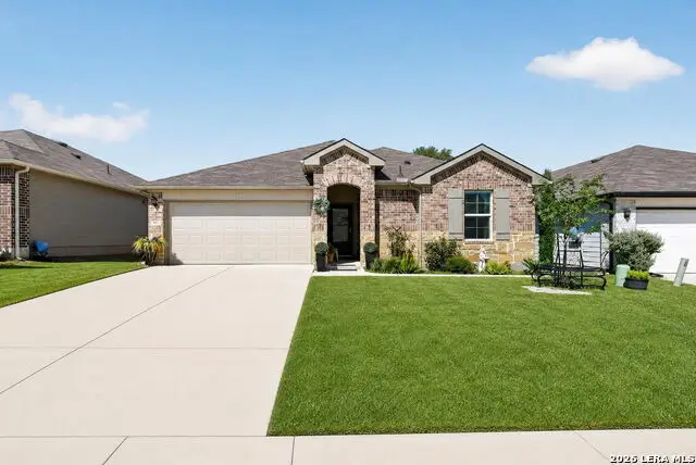 557 Chaco, Seguin, TX 78155 - #1