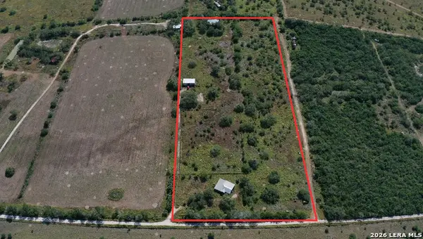 2894 County Road 510, Skidmore, TX 78389