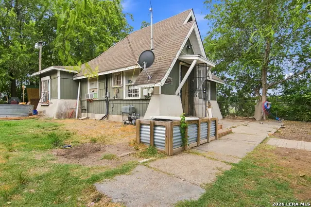 1204 W Kings Hwy, San Antonio, TX 78201 - #1