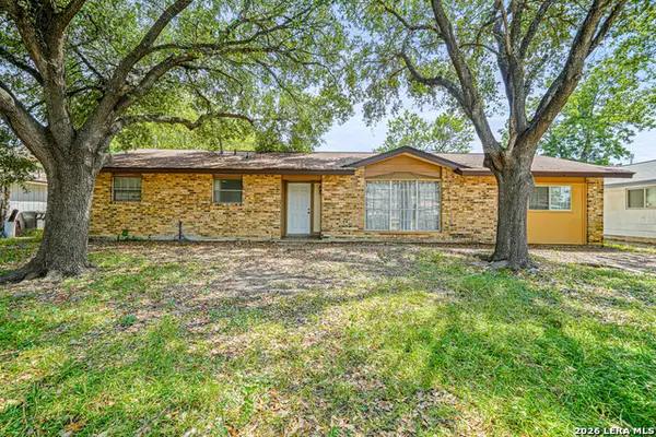 5102 Village Row, San Antonio, TX 78218