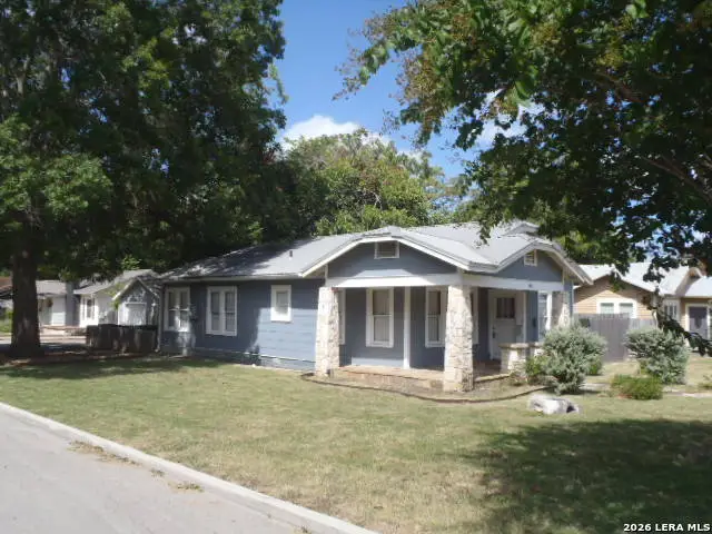 190 S Chestnut Ave, New Braunfels, TX 78130 - #3