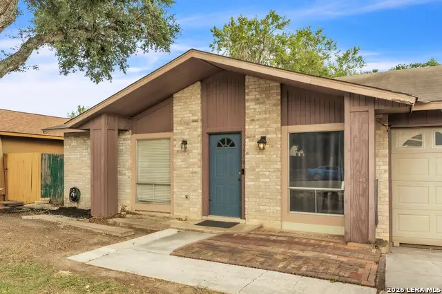 5910 Lake Pines St, San Antonio, TX 78222 - #3